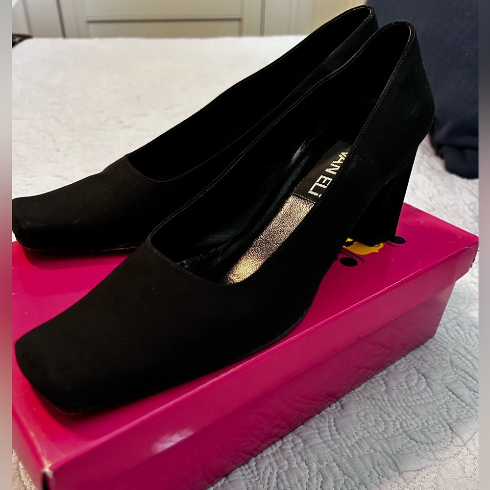 7.5 VanEli pumps